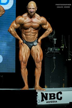 CLASSIC PHYSIQUE МАСТЕРА+40
